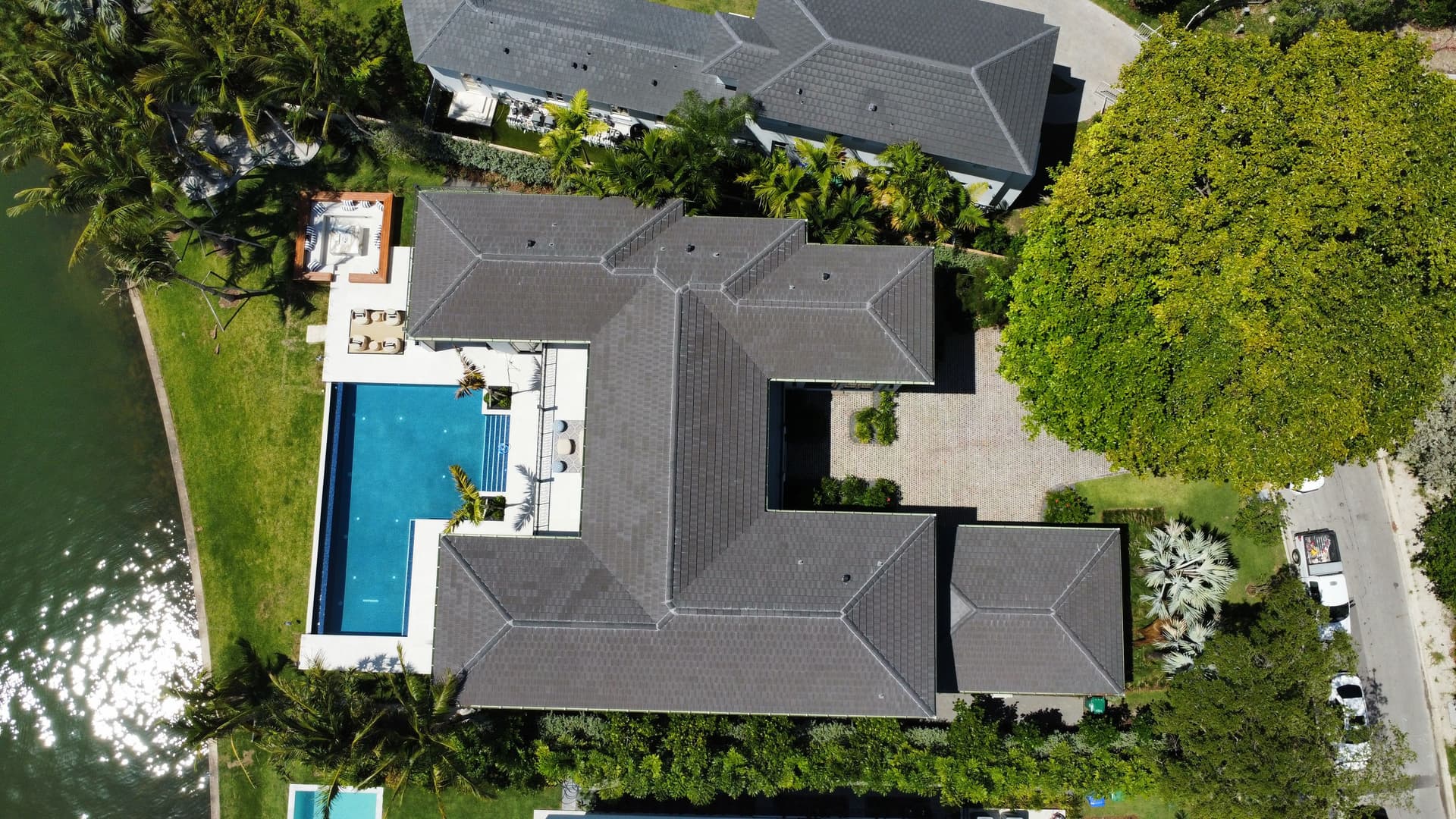 Luxurious Tile Roofing Projects in Florida
