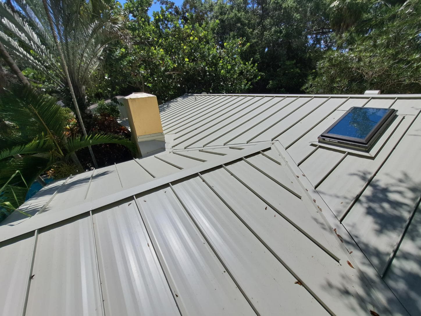 Modern Matte Gray Metal Roof Installation in South Florida image