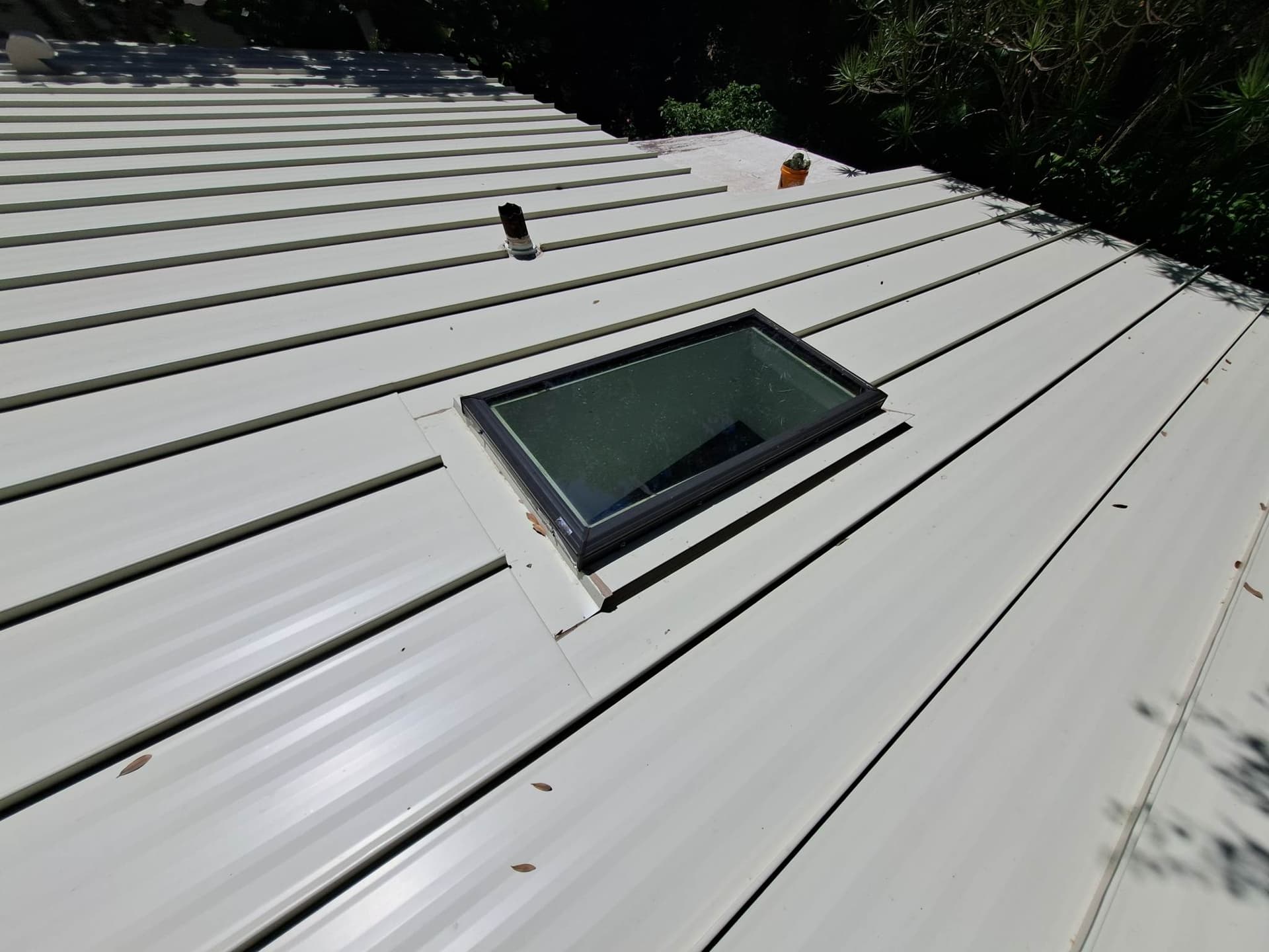 Gallery photos for Modern Matte Gray Metal Roof Installation in South Florida: Image #1
