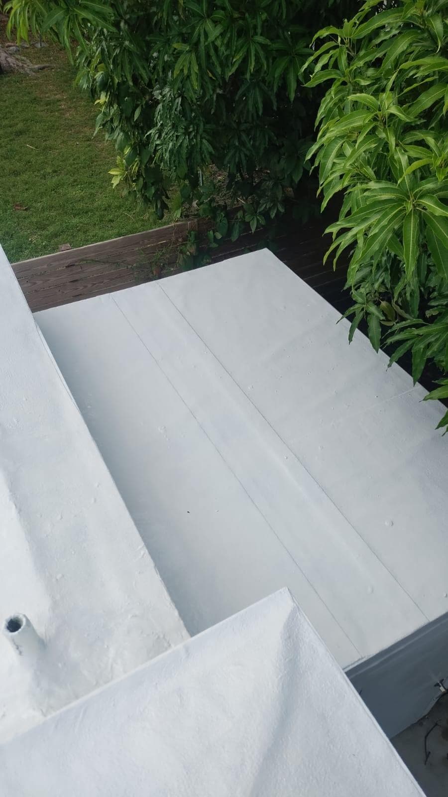 Gallery photos for Stunning White Roof Coating for Long-Lasting Protection: Image #2